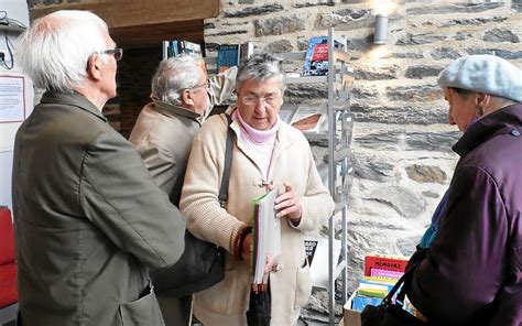 Bibliothèque Une foire aux livres réussie Le Télégramme