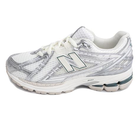 New Balance M1906ree Silver Metallic And Sneakerbox