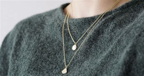 How to Layer Necklaces: Tips and Tricks for Effortless Style – LYANG & CO.