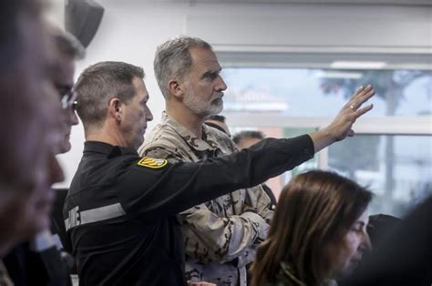 Fotos Felipe Vi Visita Las Unidades Militares Desplegadas En Valencia