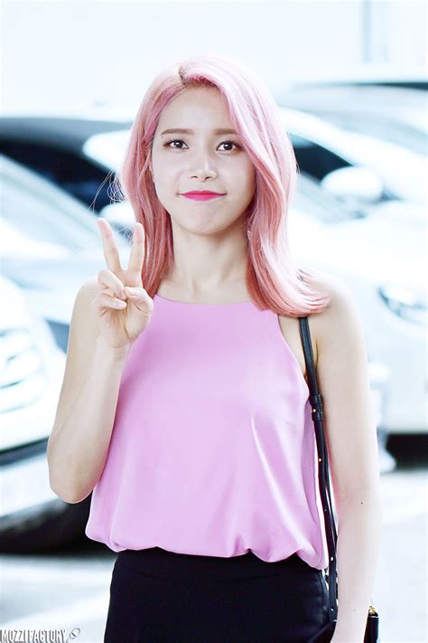 Solar Curly Pink Hair Black Girl Pink Hair Brown And Pink Hair Pink