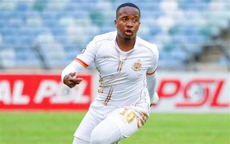 Watch Andile Mpisane Showboats In Betway Premiership Match