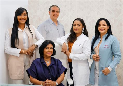 El Centro Dermatol Gico Celebra Su Quinto Aniversario