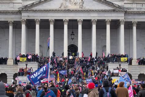 Las espectaculares imágenes del asalto al Capitolio de Estados Unidos