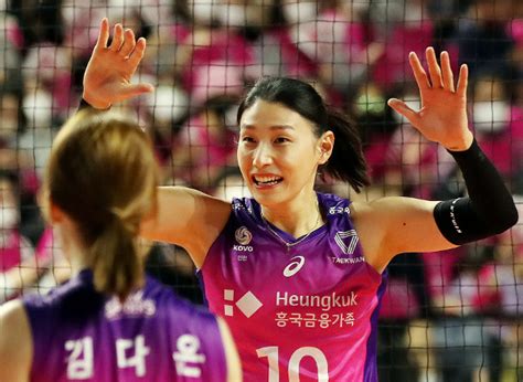 펄펄 난 김연경 흥국생명도 날았다 네이트 스포츠