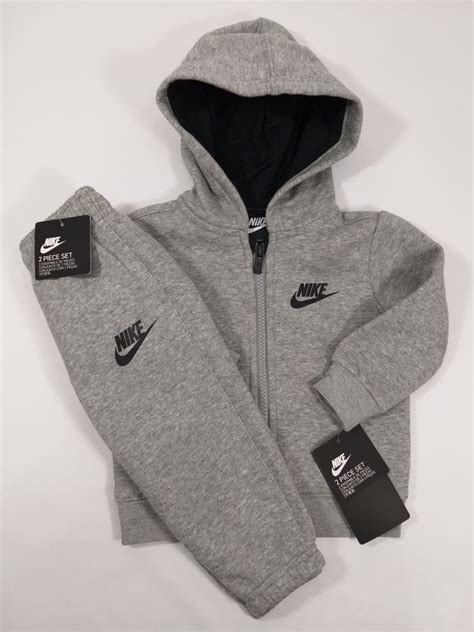 Venta conjunto nike bebe niño en stock