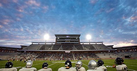 Allen, Texas opens its $60 million high school football stadium tonight ...