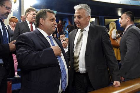 Orbán Győző 444