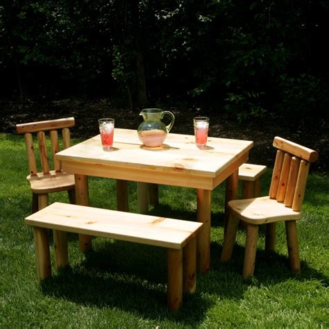 31 Alluring Picnic Table Ideas