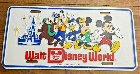 Vintage License Plate Walt Disney World Mickey Minnie Donald Pluto Bear 4630100504