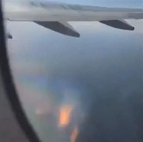 Video Turbina de avión explota en pleno vuelo