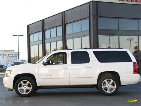 Summit White Chevrolet Suburban Ltz X Photo