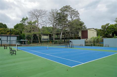 Cortizo entrega complejo deportivo en Paraíso e inspecciona sistema de