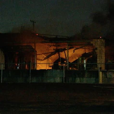 Officials: 3 injured in explosion, fire at Detroit plant