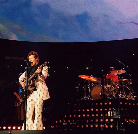 Harry On Stage Tonight MSG New York US June 21 2018 Harry Styles