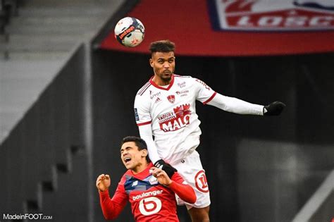 Stade Brestois Steve Mounié explique pourquoi il est si dominant de