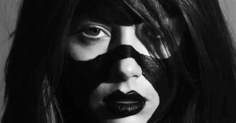 Quentin Jones Naked With Paint