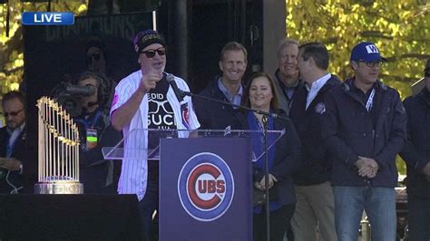 PHOTOS: Chicago Cubs World Series victory parade | abc7chicago.com