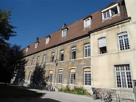 Bibliothèque Universitaire de Lettres Université de Franche Comté