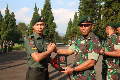 Tradisi Pelepasan Pindah Satuan Yonif Raider Ssm Portal Bela Negara