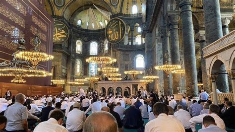 First Muslim Prayers Held In Hagia Sophia After Years T Rkiye News