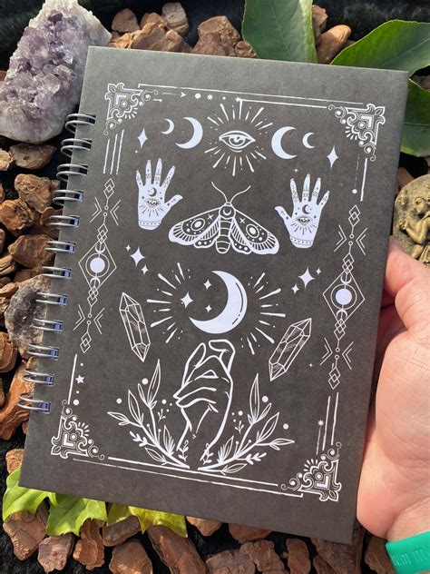 Caderno Artesanal Grim Rio A Magia Natural Tarot Elo