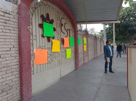 Maestros G Mez Palacio Toman Secundaria Exigen Destituci N Director