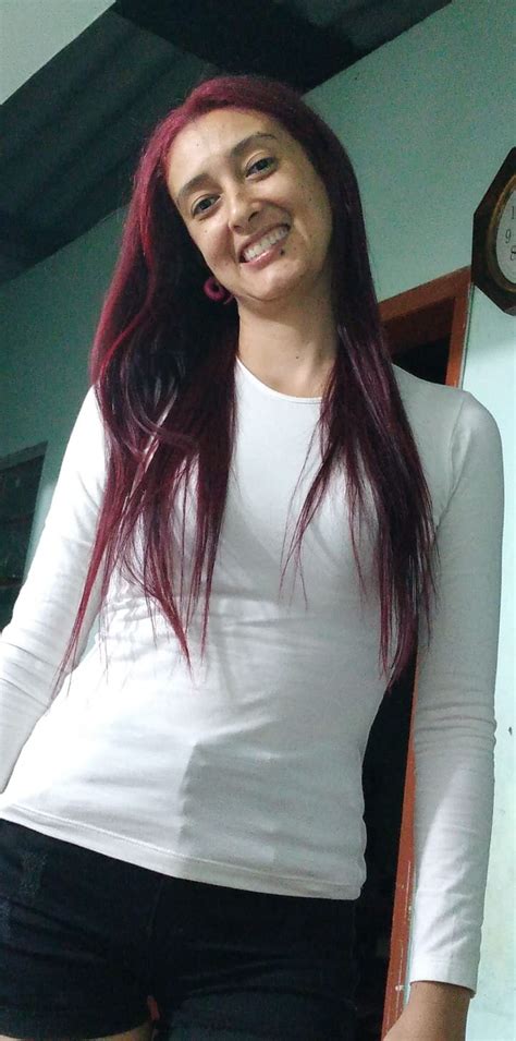 Ruby Your Milf Cam Model Profile Stripchat