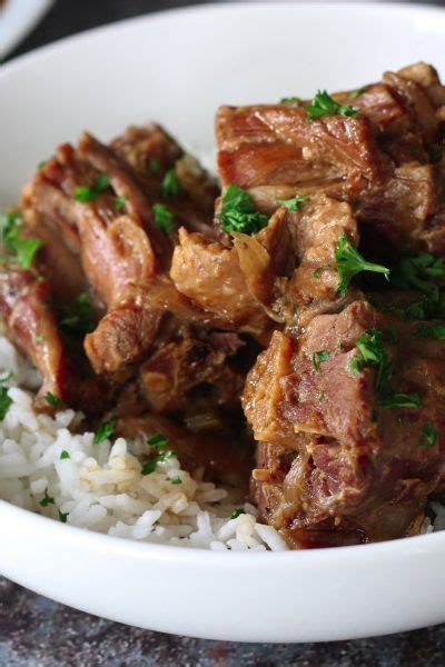 Southern Smothered Turkey Necks I Heart Recipes Turkey Neck Recipe