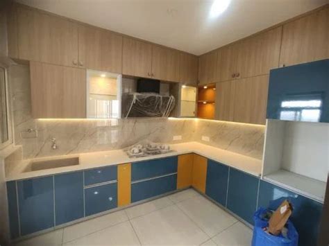 Modern Wooden L Shape Modular Kitchen Service At Rs Square Feet In