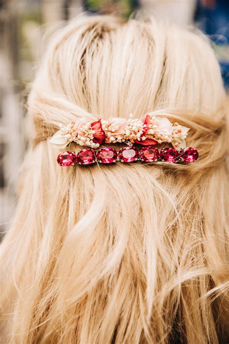 Les Barrettes Cheveux Pour Femme Un Must Have Pour Lcv