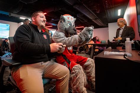 The Libraries Levels Up With The New Gaming And Esports Lab Nc State