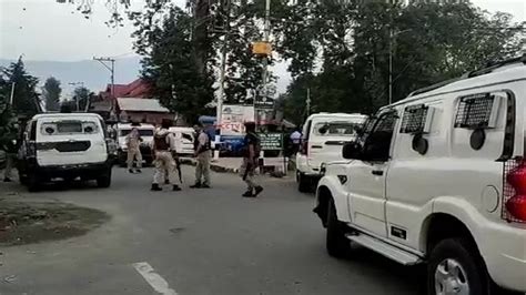 Srinagar Terror Incident Lal Bazar Dead Toll Cop Dies Two Injured Jammu Kashmir Latest News