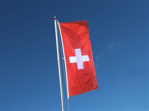 Schweiz Hochformat Flagge X Cm Maxflags Flaggenplatz De