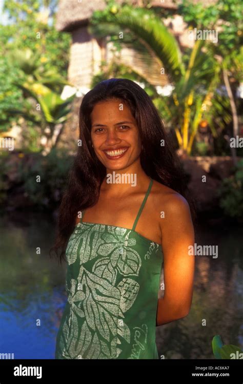 Tahitian Woman Student Guide Tahitian Village Polynesian Cultural