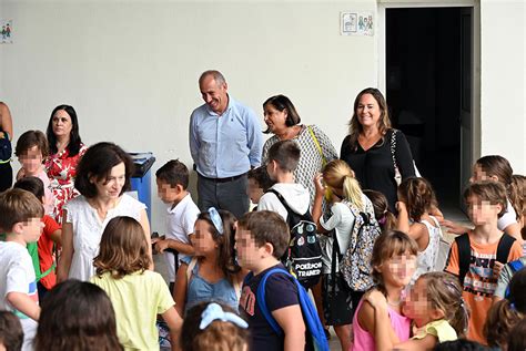 Tomares Un Total De Alumnos De Infantil Y Primaria Comienzan En