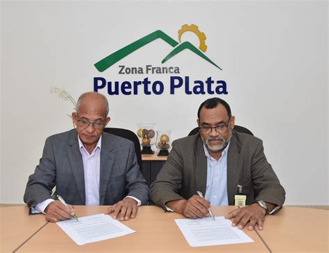 Zona Franca y UTESA Puerto Plata suscriben convenio de cooperación