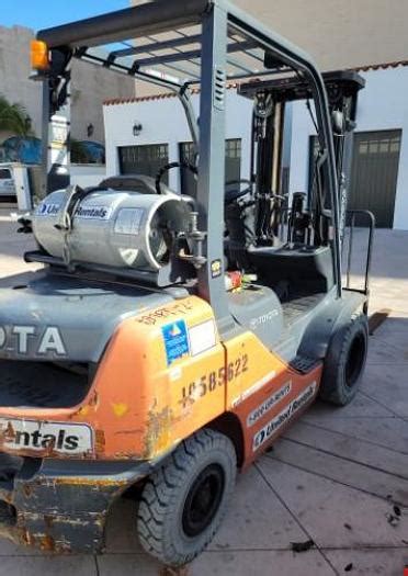 Used Toyota Fgu K Warehouse Forklift For Sale In Ventura Calif