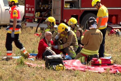 SIMULACRE DACCIDENT DUNA AERONAU A LEXTERIOR DE LAEROPORT DANDORRA