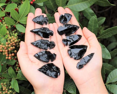 Small Black Obsidian Arrowheads Choose How Many Pieces Black