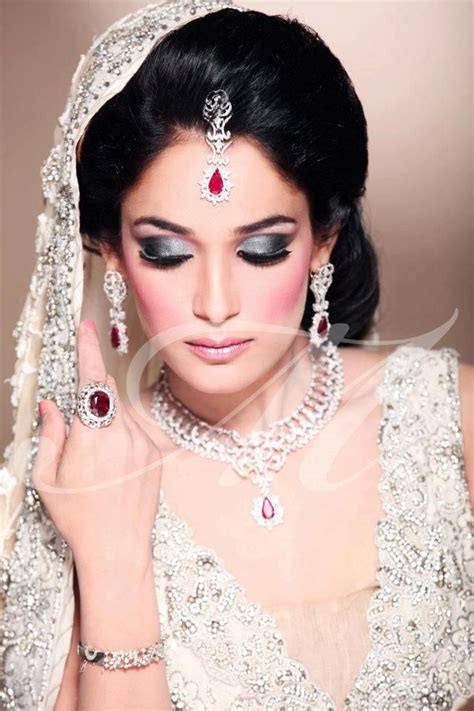 Pakistani Bridal Makeup Is Always Super Dramatic Especially The