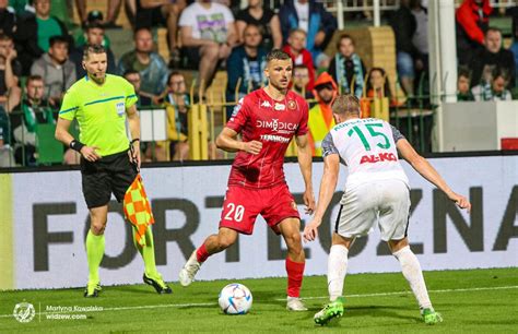 Widzew Awansowa W Tabeli Dzki Sport