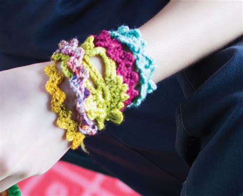 Free Pattern Crochet Friendship Bracelets Crochet Bracelet Pattern