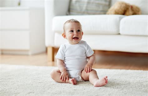 The Stages Of Sitting And How To Help Your Baby Sit Up Independently