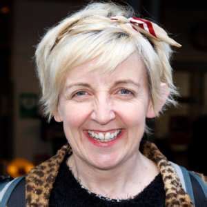 Julie Hesmondhalgh Birthday, Real Name, Age, Weight, Height, Family, Facts, Dress Size, Contact ...