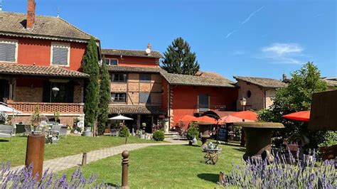 Les Jardins De La Tour Chatillon Sur Chalaronne Rue Barrit