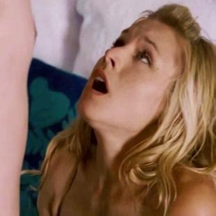 Kristen Bell Shares The Story Of Giving Her First Blowjob Nude