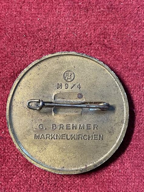 Marna Militaria 3rd Reich NSDAP Reichsparteitag 1939 Badge