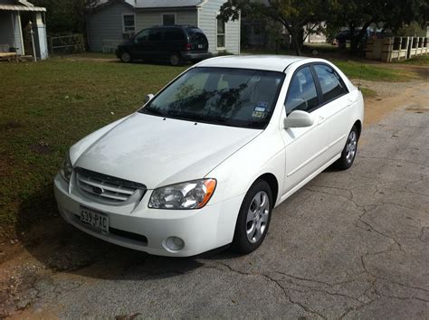 2006 Kia Spectra - Information and photos - MOMENTcar