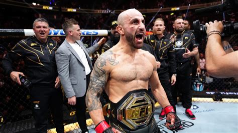 UFC 290 Alexander Volkanovski Retains Featherweight Title With